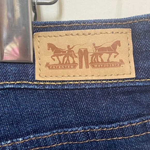 Levi’s 505 Straight Leg Jeans Women’s High Rise Dark Wash W32 L32 - Picture 3 of 12